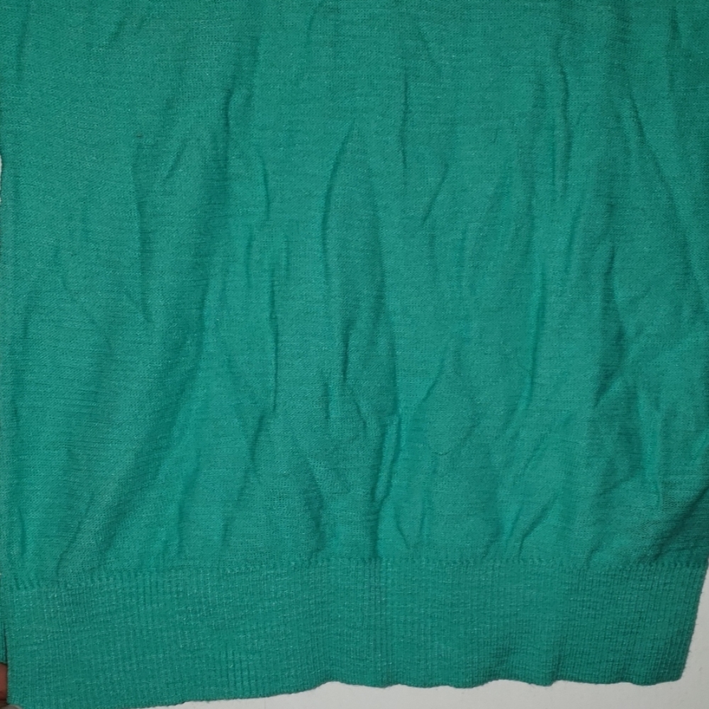 Sweater - Picture 4 of 4